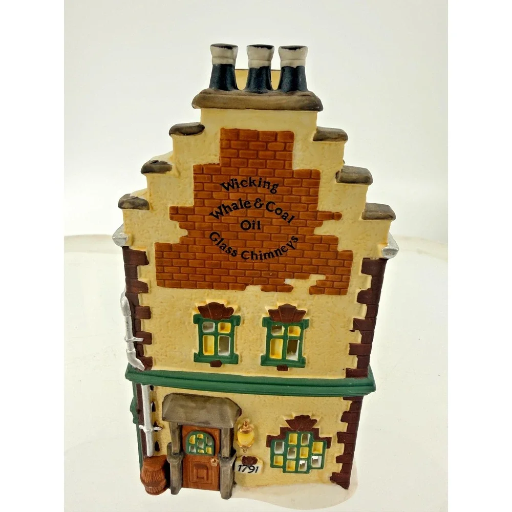 Dept 56 Dickens Village Faversham Lamps & Oil Porcelain Building‎ #5832-7